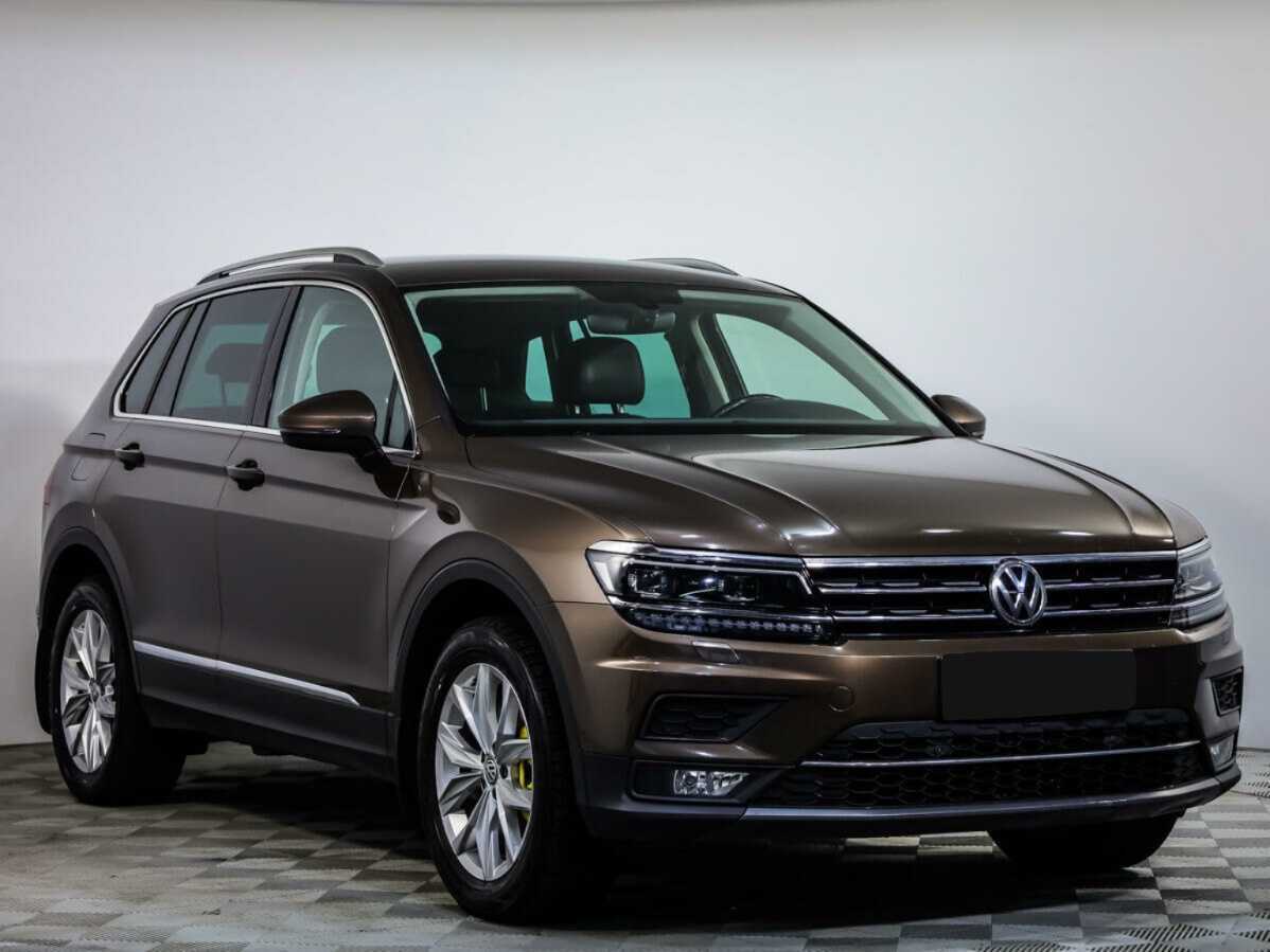 Volkswagen Tiguan 2018 года с пробегом. Фото: #1
