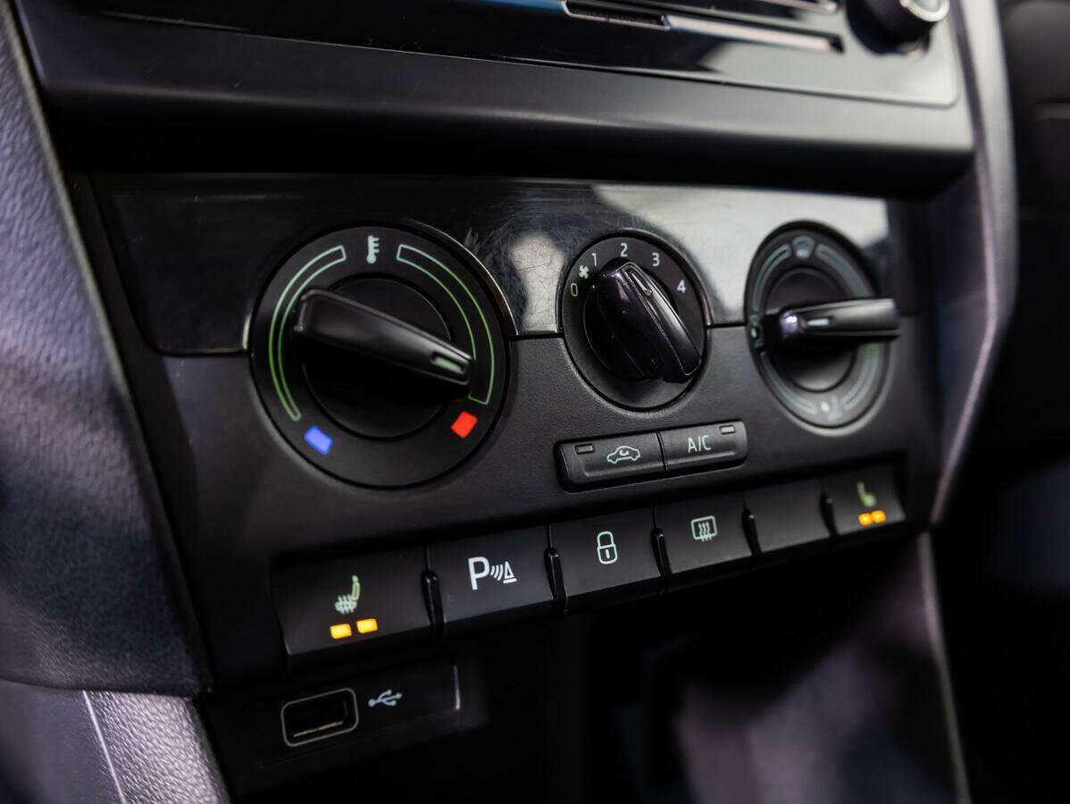 Skoda Rapid 2018 года с пробегом. Фото: #11