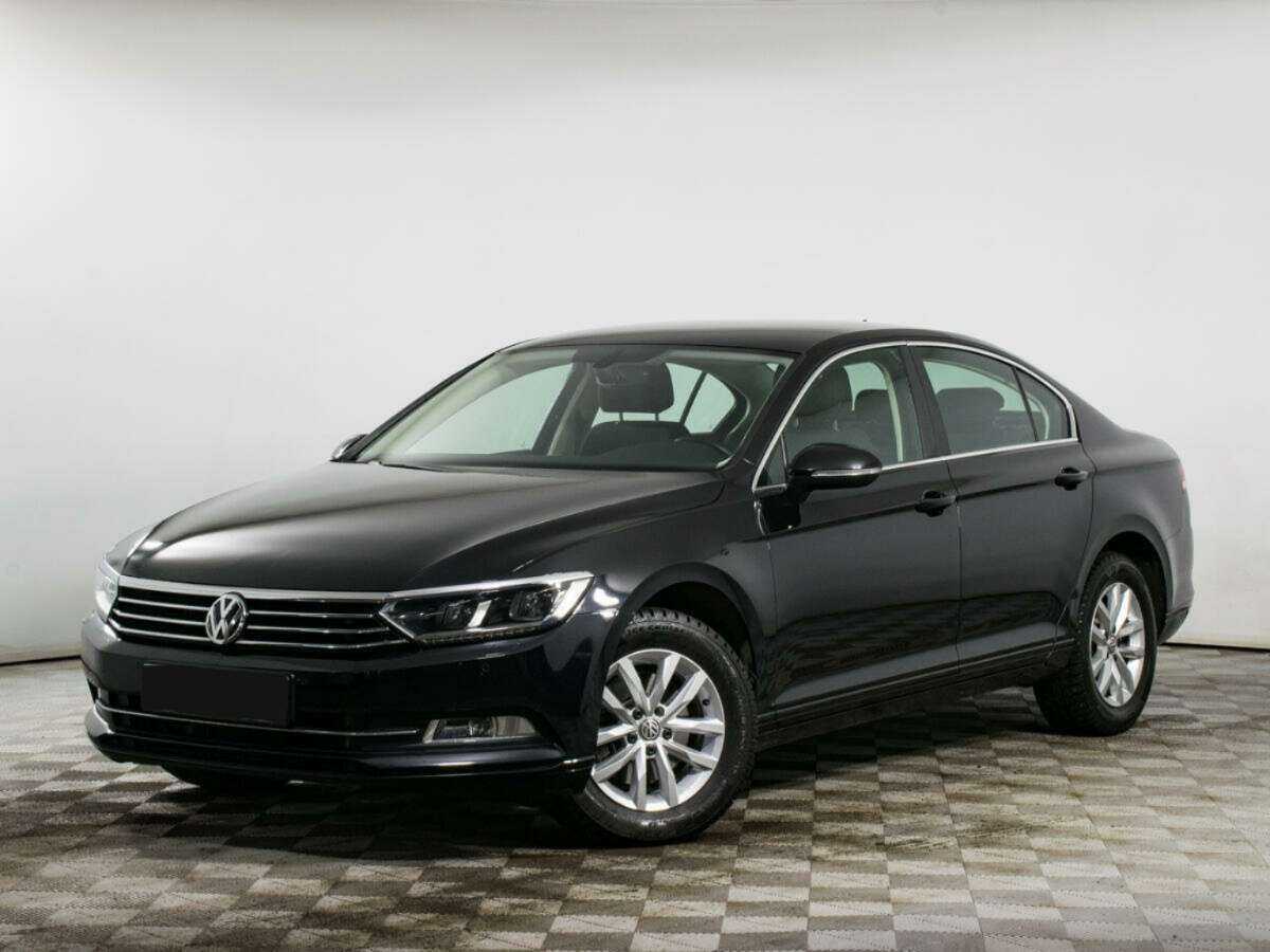 Volkswagen Passat 2017 года с пробегом. Фото: #0