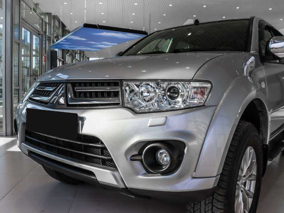 Mitsubishi Pajero Sport 2015 года с пробегом. Фото: #7