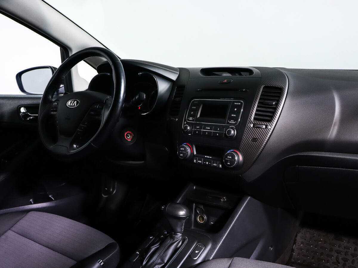 Kia Cerato 2015 года с пробегом. Фото: #8