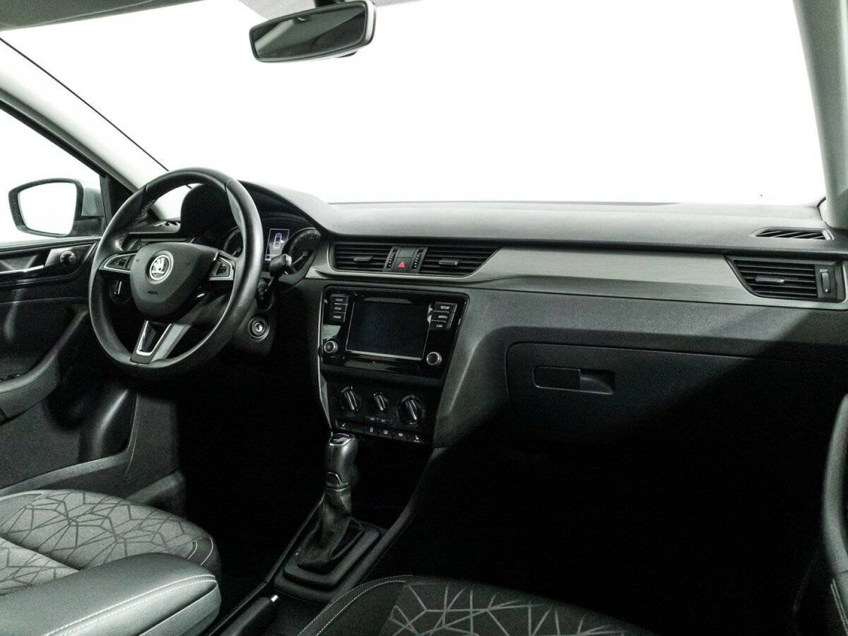 Skoda Rapid 2018 года с пробегом. Фото: #8