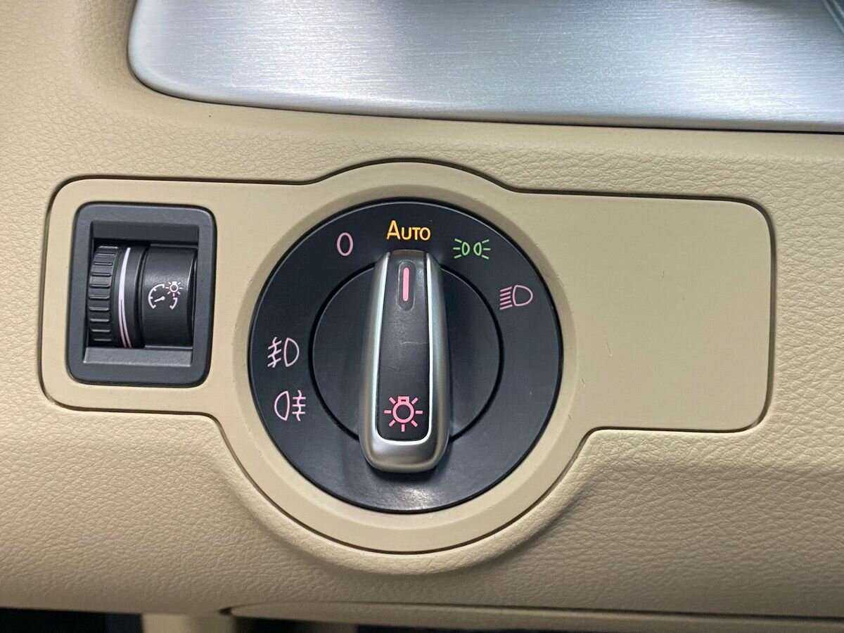 Volkswagen Passat 2012 года с пробегом. Фото: #16