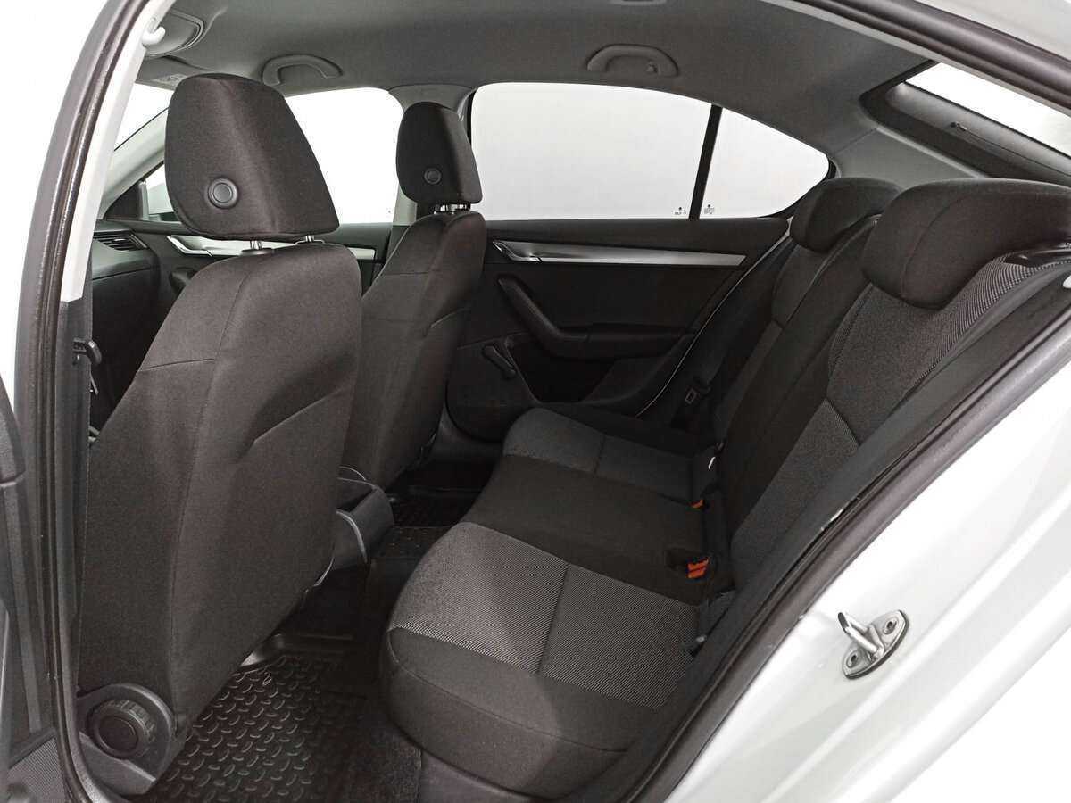 Skoda Octavia 2016 года с пробегом. Фото: #9