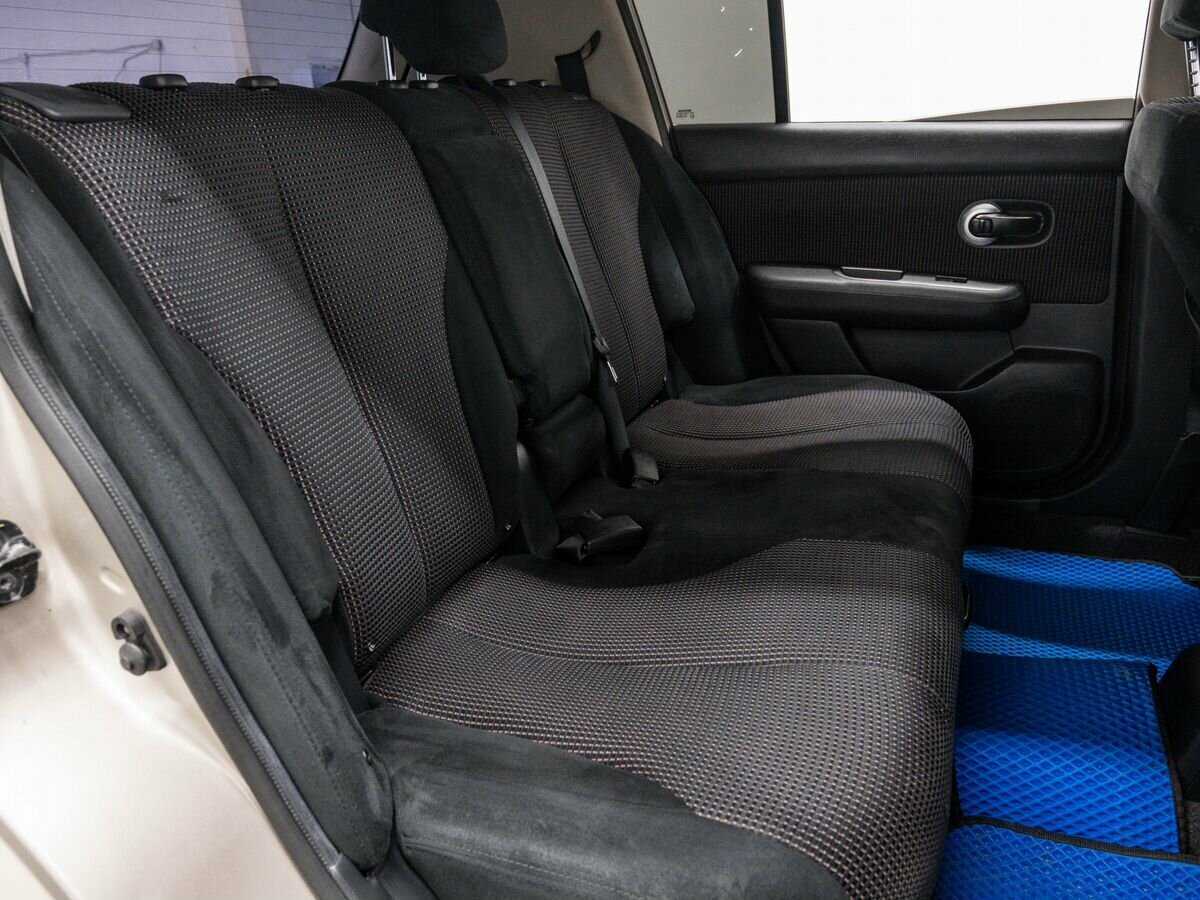 Nissan Tiida 2012 года с пробегом. Фото: #9