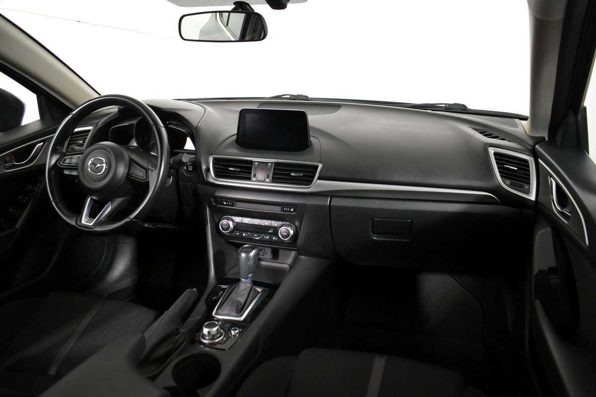 Mazda 3 2017 года с пробегом. Фото: #12