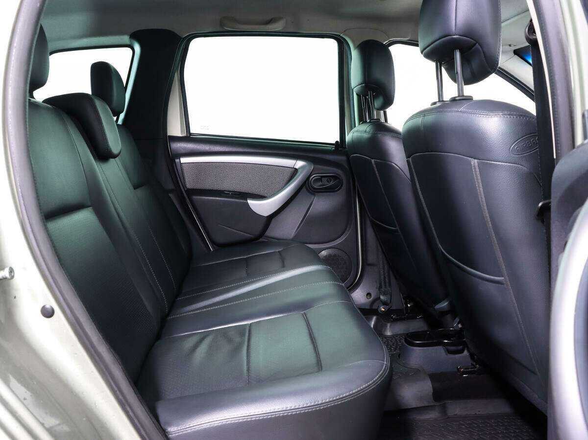 Renault Duster 2013 года с пробегом. Фото: #12