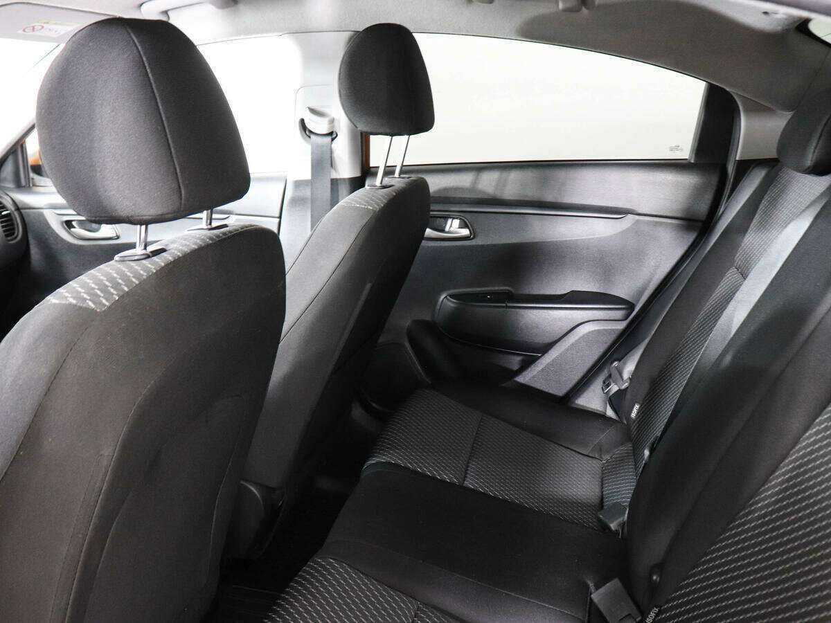 Kia Rio 2019 года с пробегом. Фото: #11