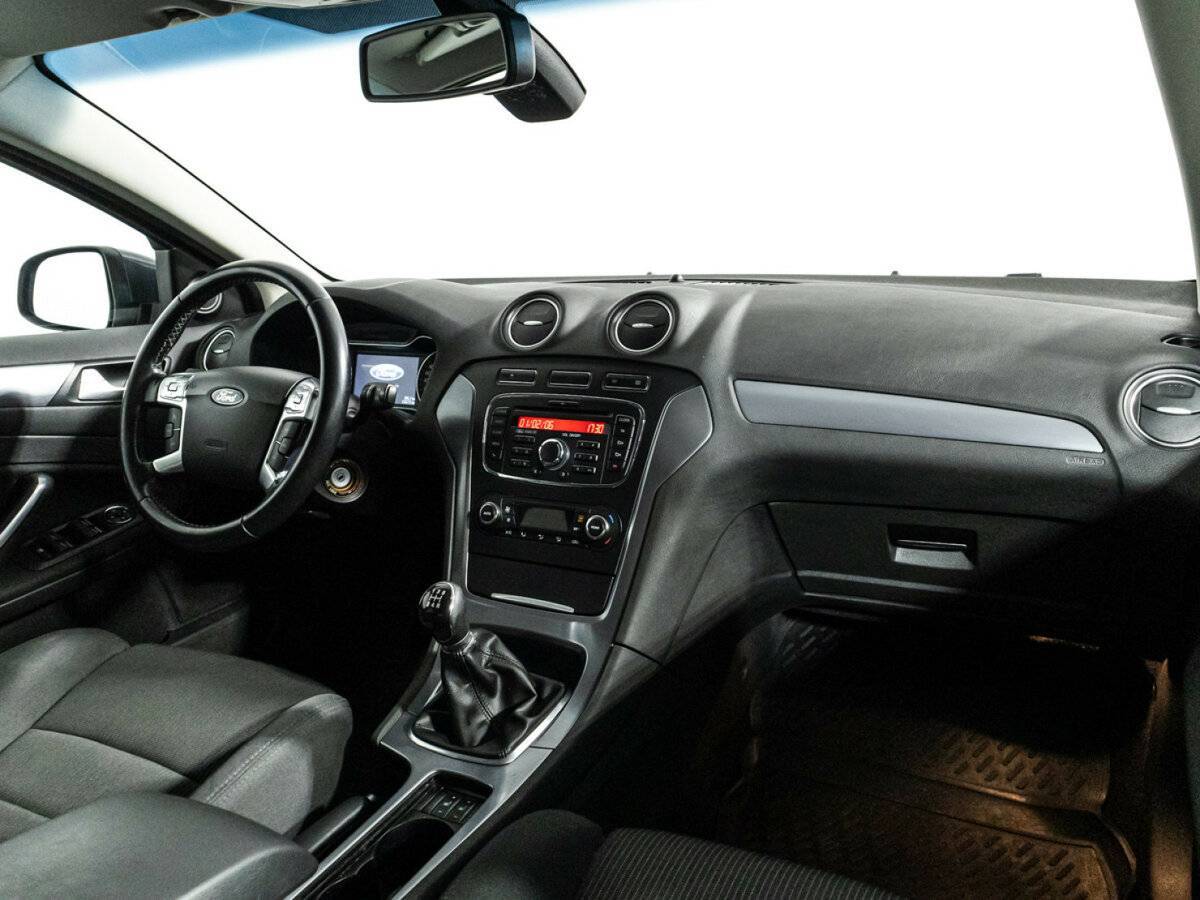 Ford Mondeo 2013 года с пробегом. Фото: #8