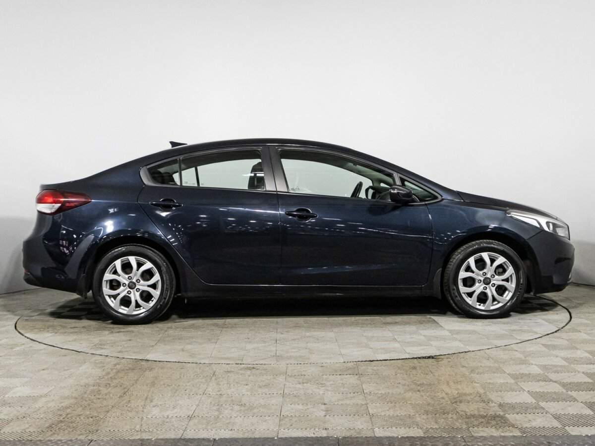 Kia Cerato 2018 года с пробегом. Фото: #3