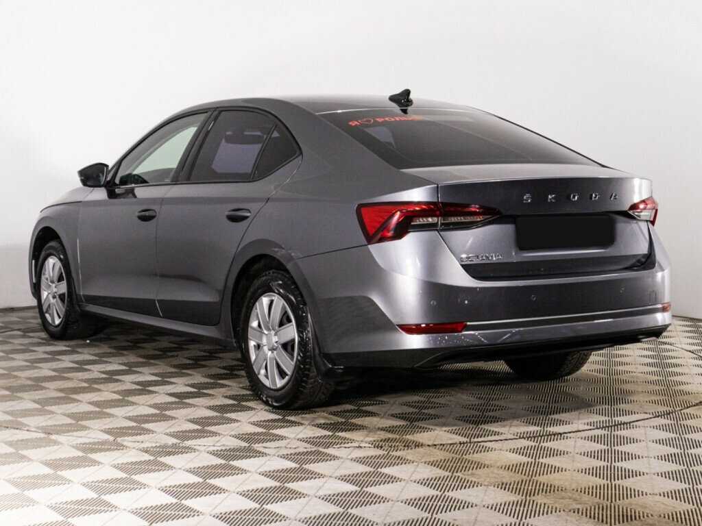 Skoda Octavia 2021 года с пробегом. Фото: #6
