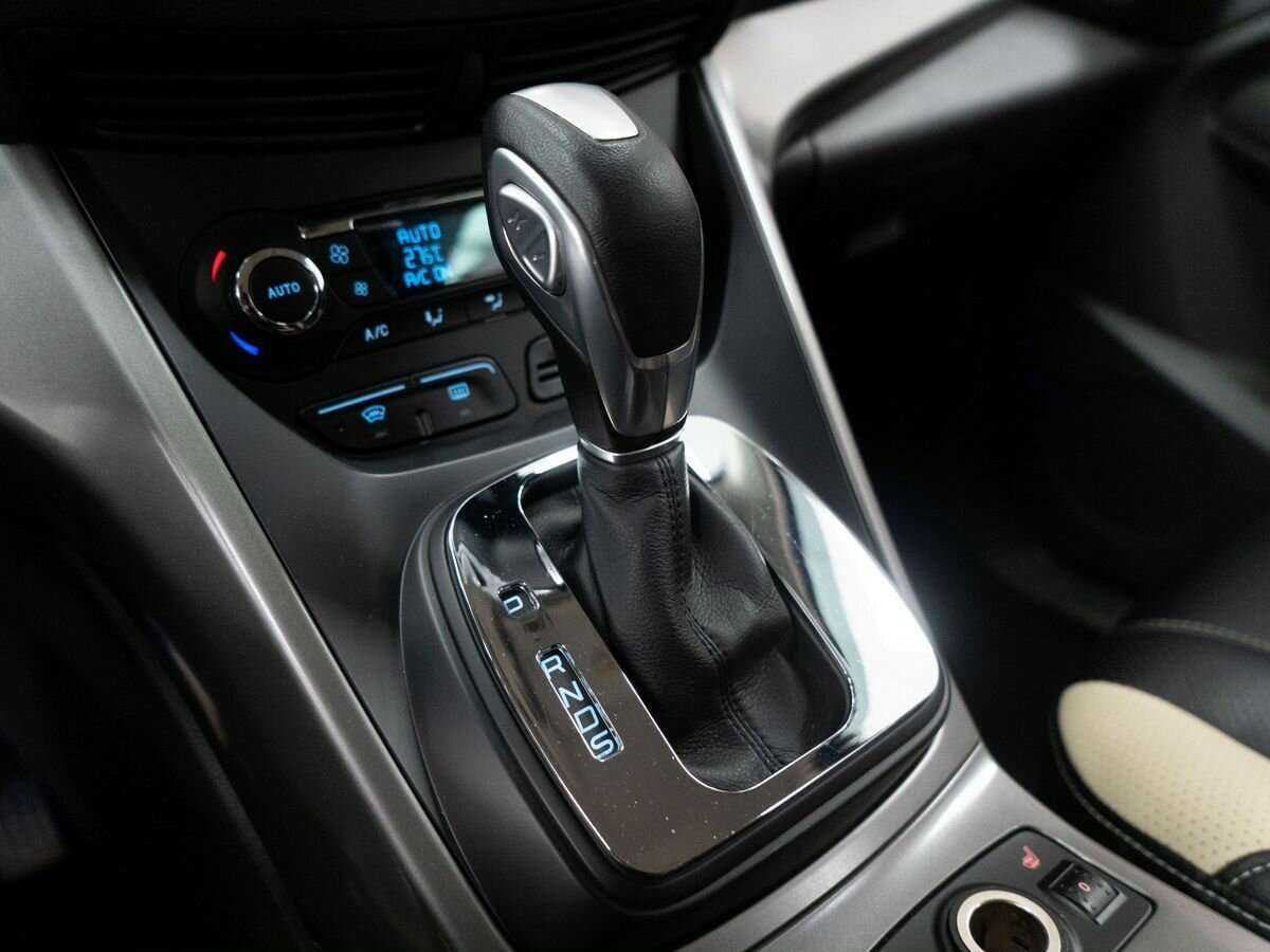 Ford Kuga 2015 года с пробегом. Фото: #9