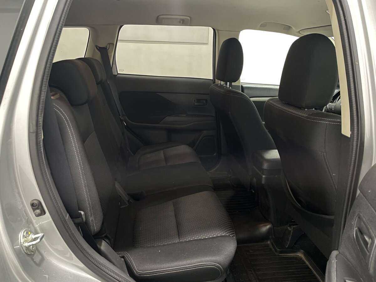 Mitsubishi Outlander 2016 года с пробегом. Фото: #6