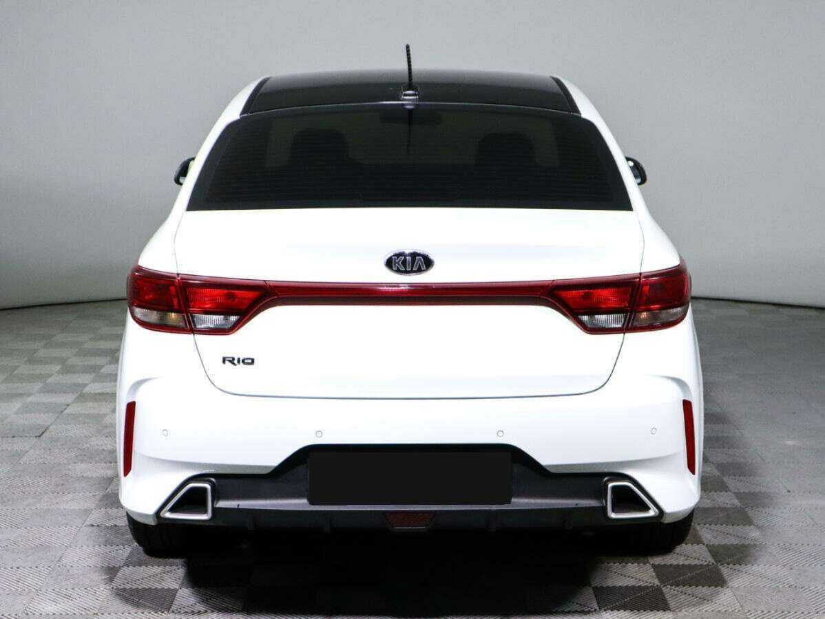 Kia Rio 2021 года с пробегом. Фото: #4