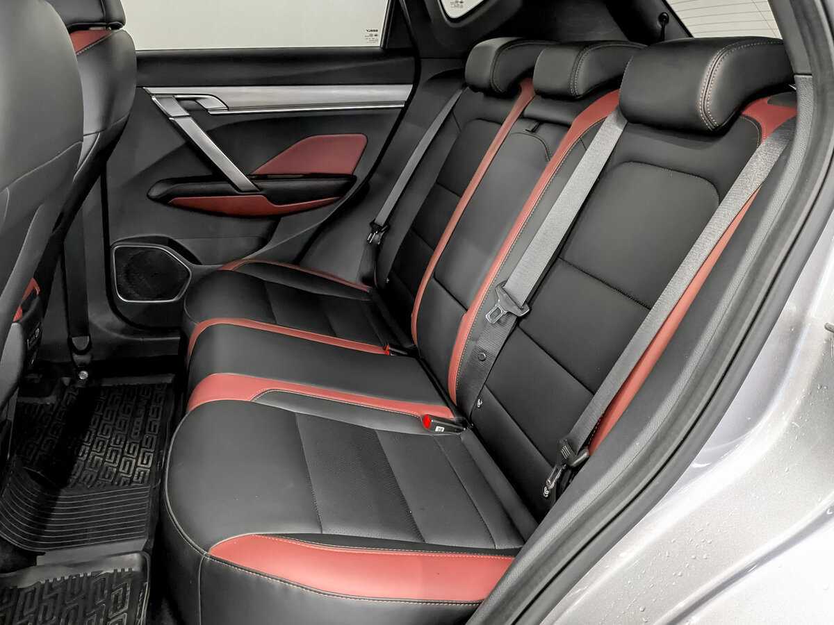 Geely Coolray 2023 года с пробегом. Фото: #11