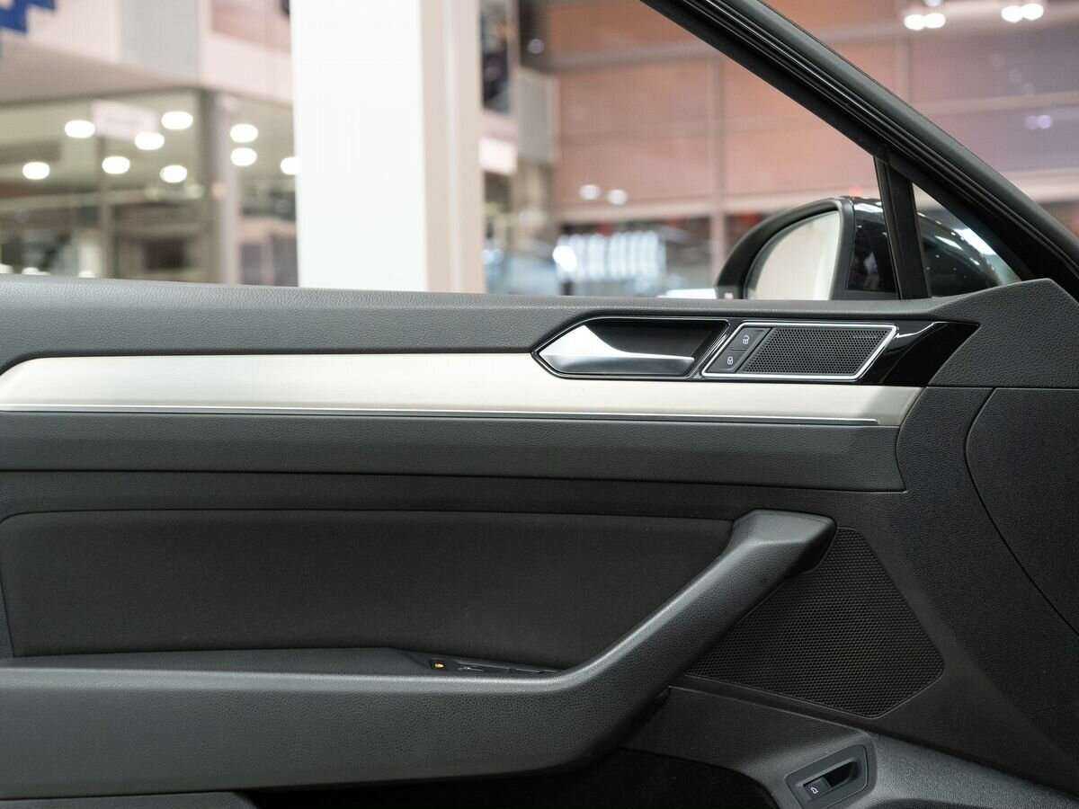 Volkswagen Passat 2017 года с пробегом. Фото: #15