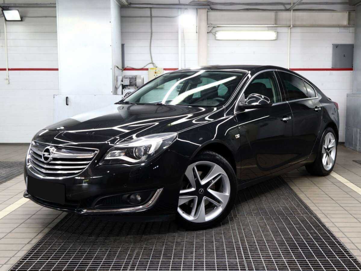 Opel Insignia 2014 года с пробегом. Посмотреть фото