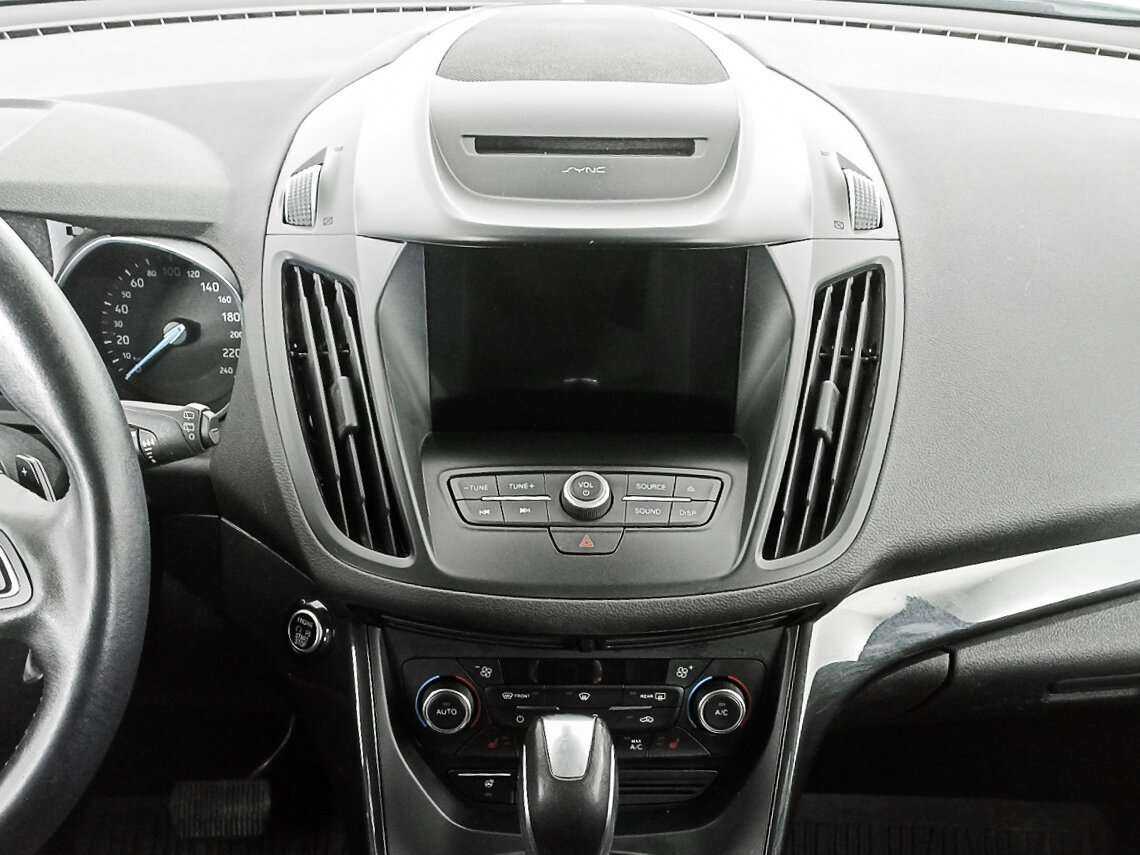 Ford Kuga 2018 года с пробегом. Фото: #12