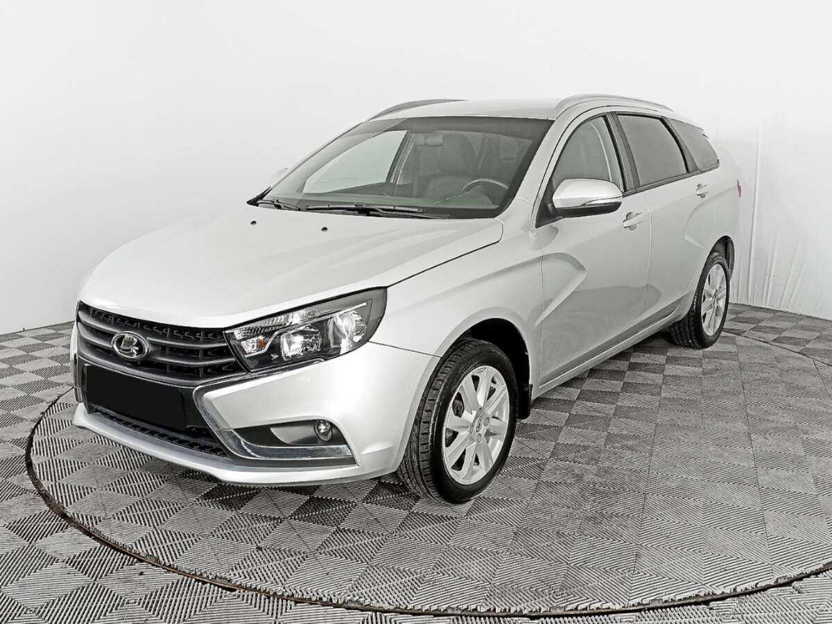 Lada (ВАЗ) Vesta 2020 года с пробегом. Посмотреть фото