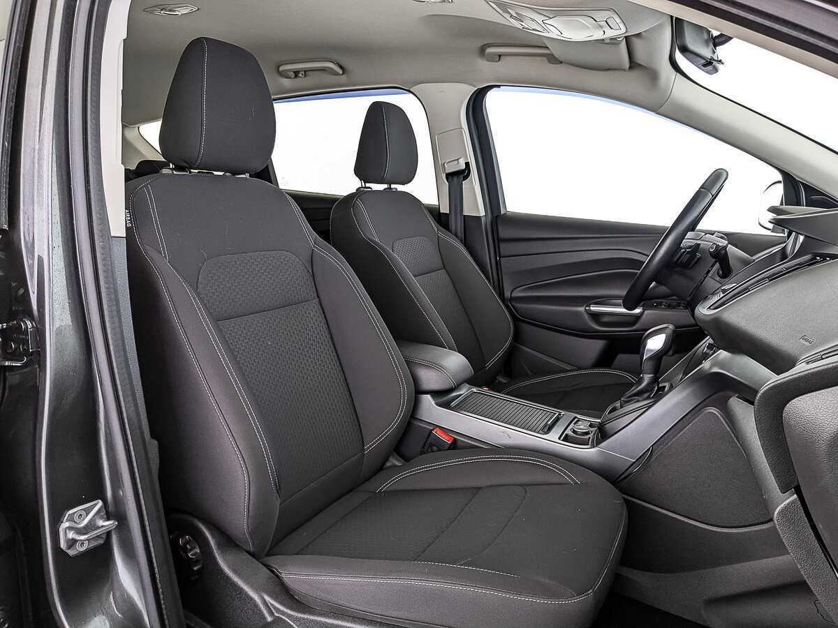 Ford Kuga 2018 года с пробегом. Фото: #22