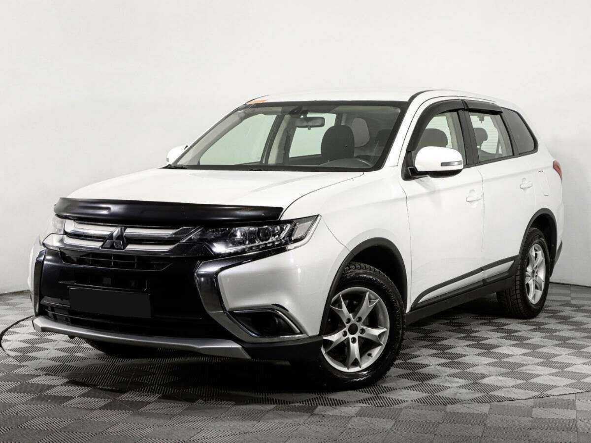 Mitsubishi Outlander 2018 года с пробегом. Фото: #0