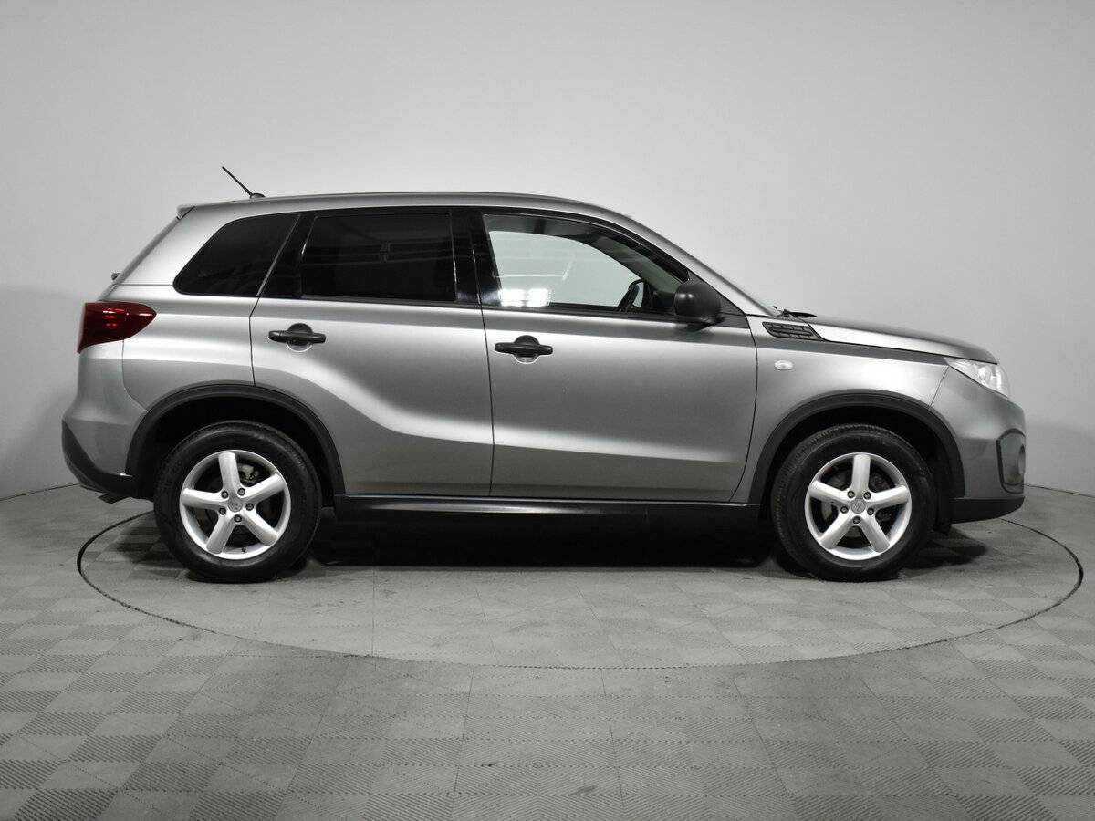 Suzuki Vitara 2019 года с пробегом. Фото: #3