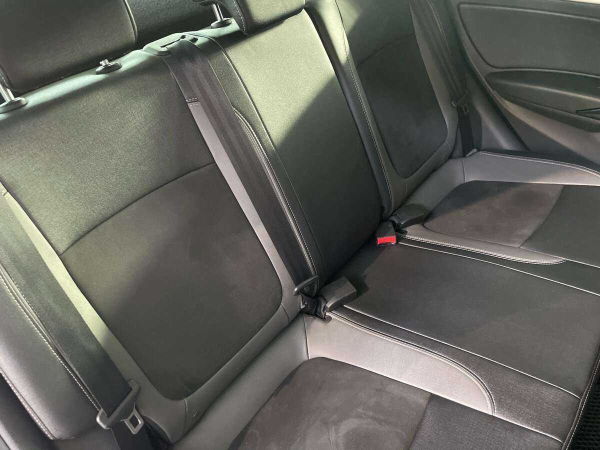 Lada (ВАЗ) Vesta 2017 года с пробегом. Фото: #18