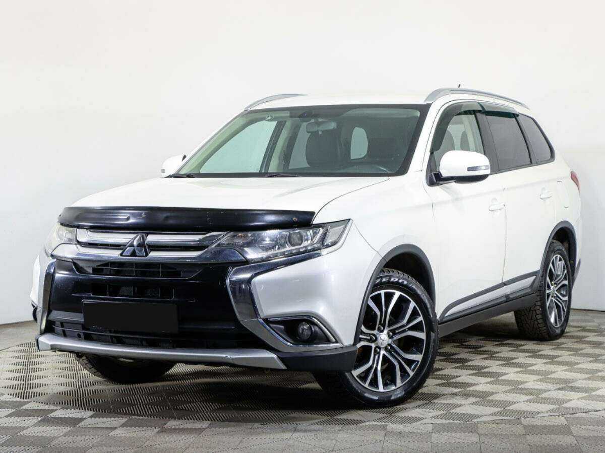 Mitsubishi Outlander 2015 года с пробегом. Фото: #0