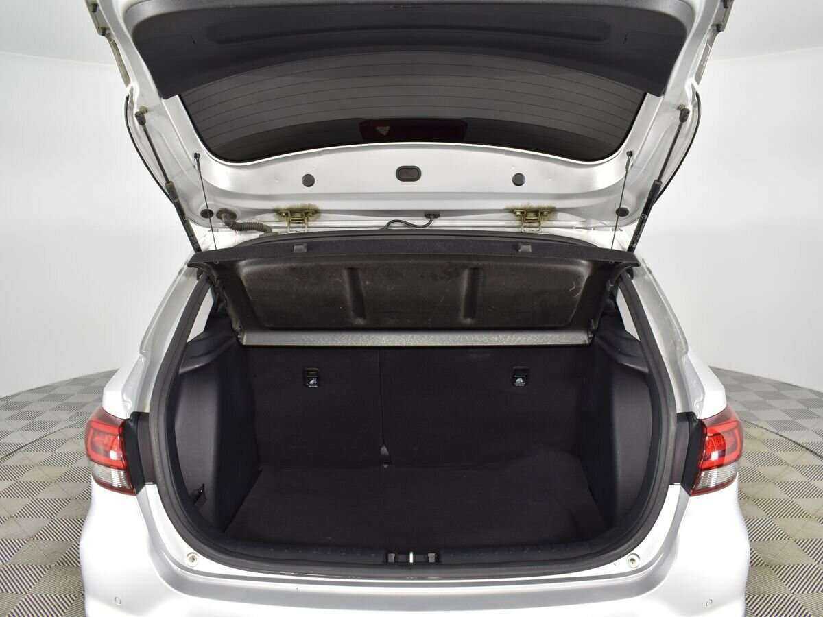 Kia Rio 2018 года с пробегом. Фото: #18