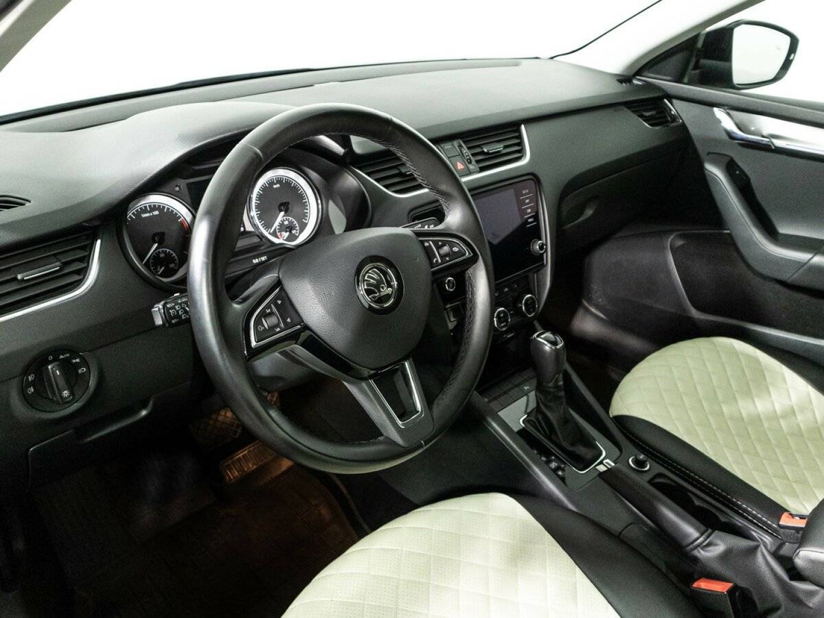 Skoda Octavia 2018 года с пробегом. Фото: #10