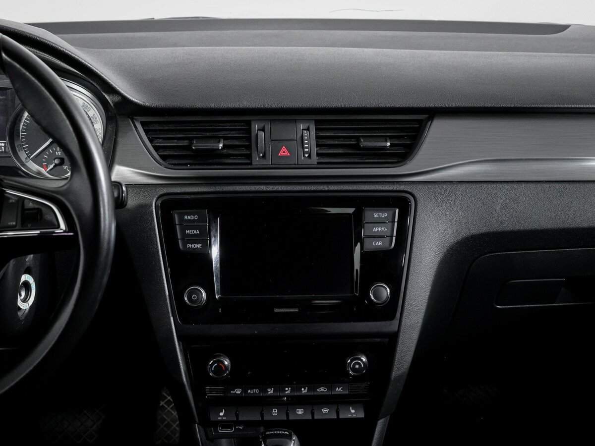 Skoda Rapid 2018 года с пробегом. Фото: #12