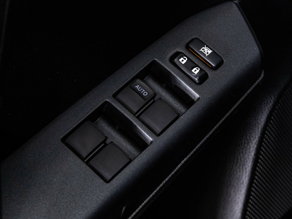 Toyota RAV4 2018 года с пробегом. Фото: #15