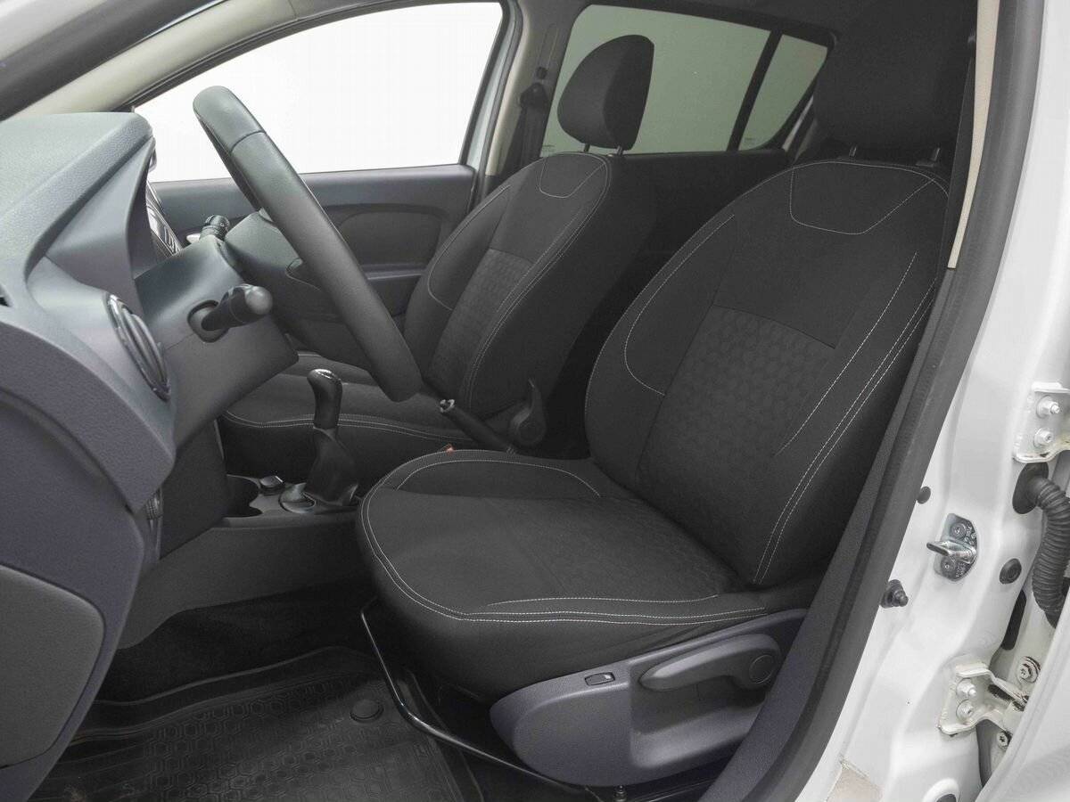 Renault Sandero 2016 года с пробегом. Фото: #7