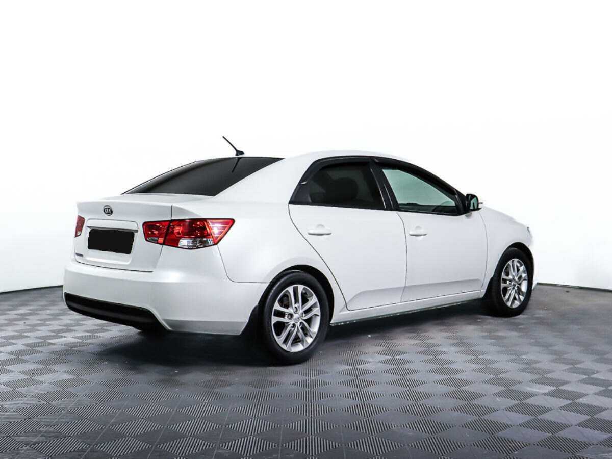 Kia Cerato 2012 года с пробегом. Фото: #4