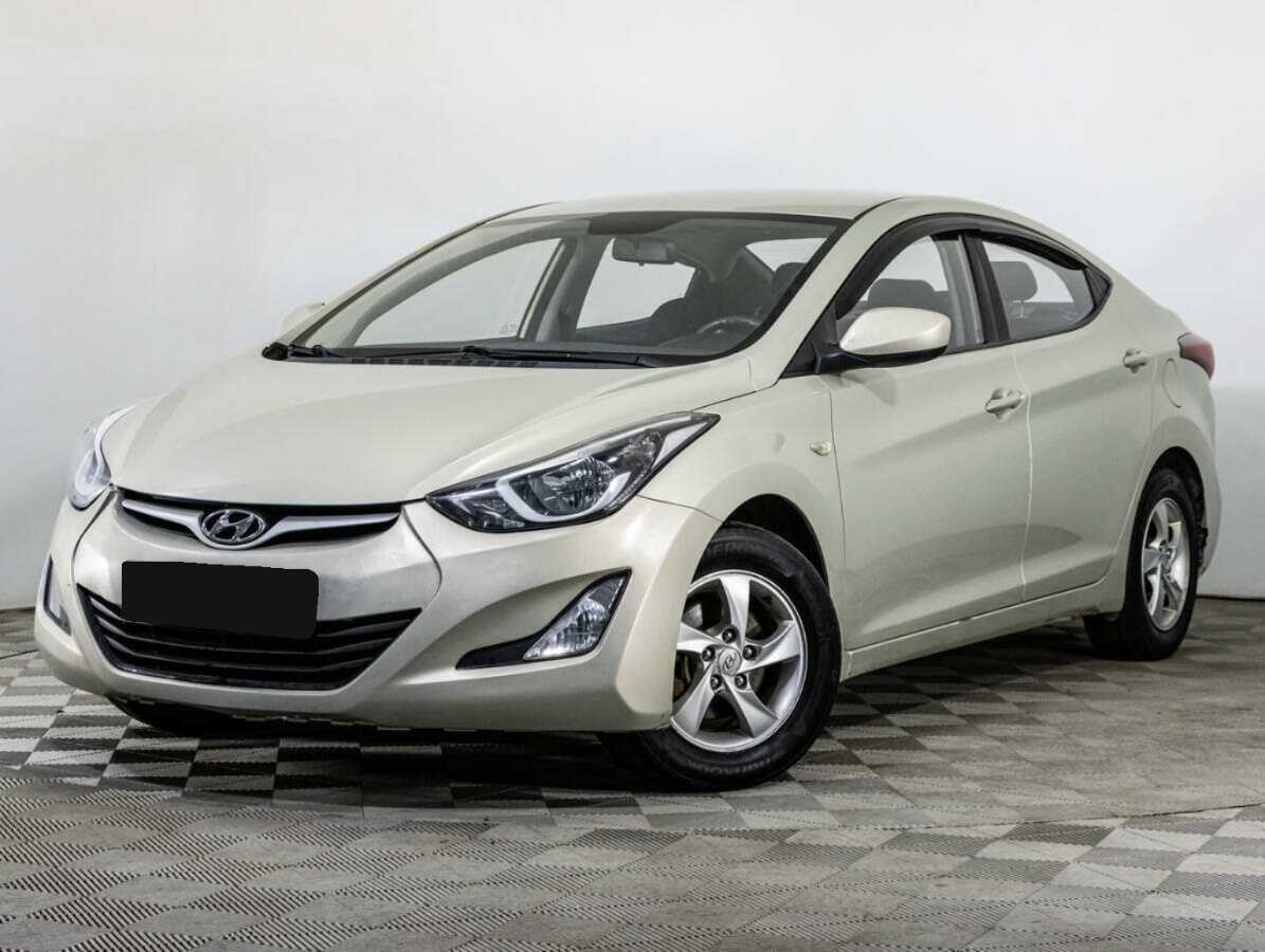 Hyundai Elantra 2015 года с пробегом. Посмотреть фото