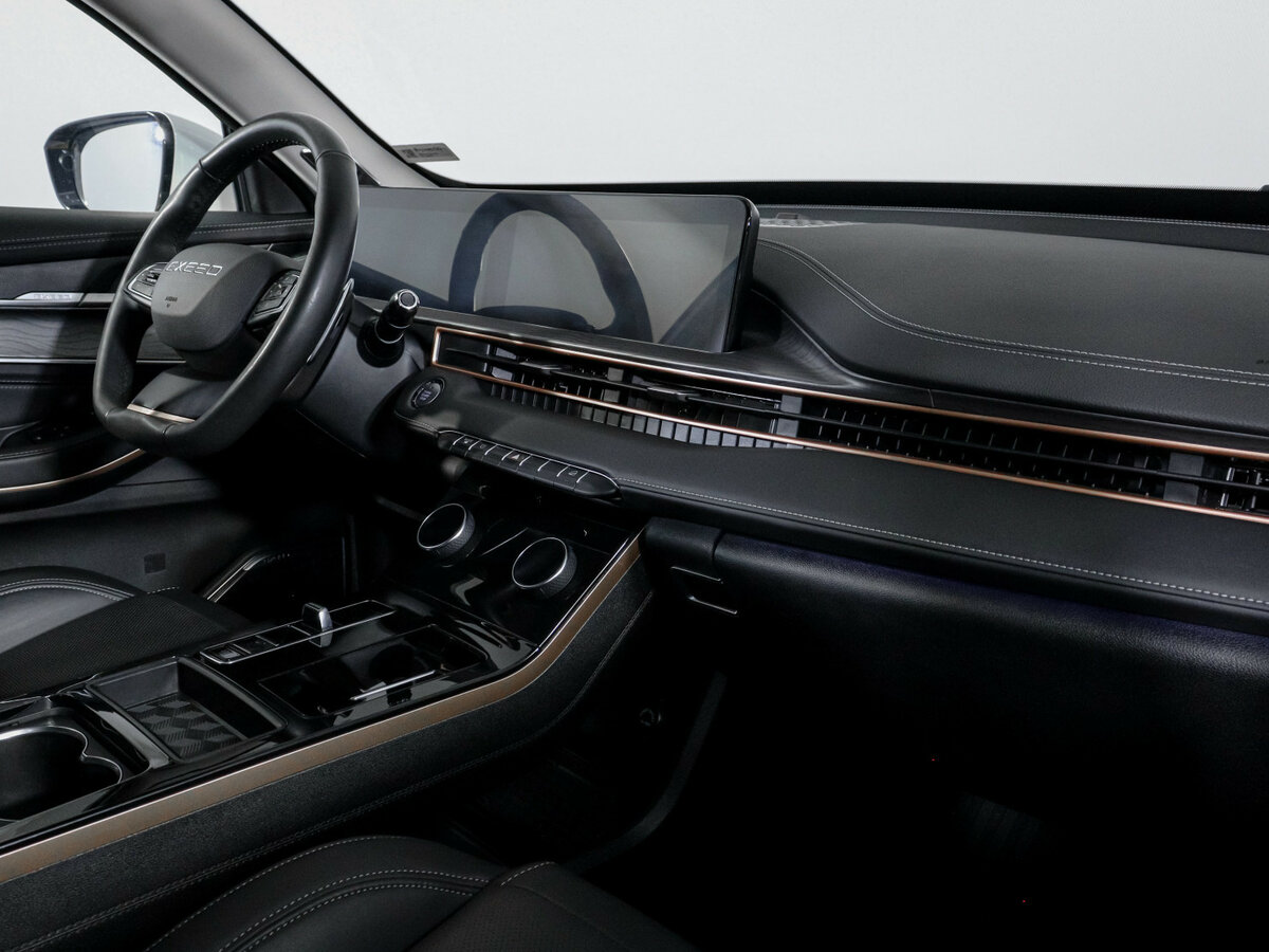 EXEED LX 2023 года с пробегом. Фото: #8