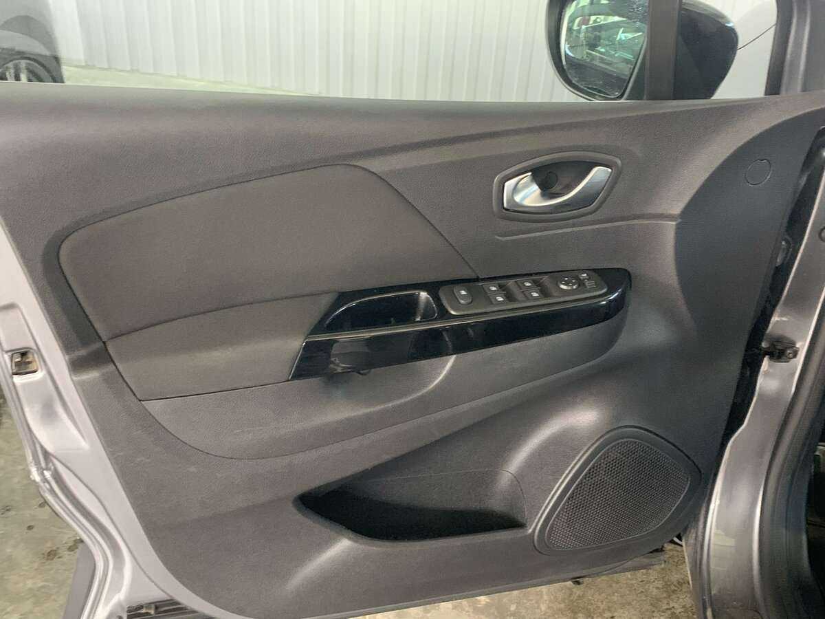 Renault Kaptur 2022 года с пробегом. Фото: #16