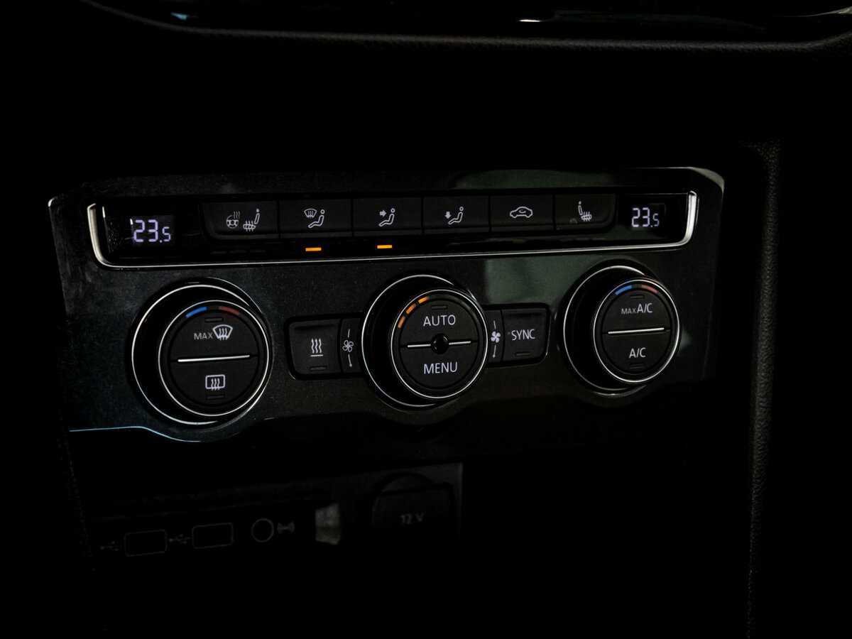 Volkswagen Tiguan 2018 года с пробегом. Фото: #17