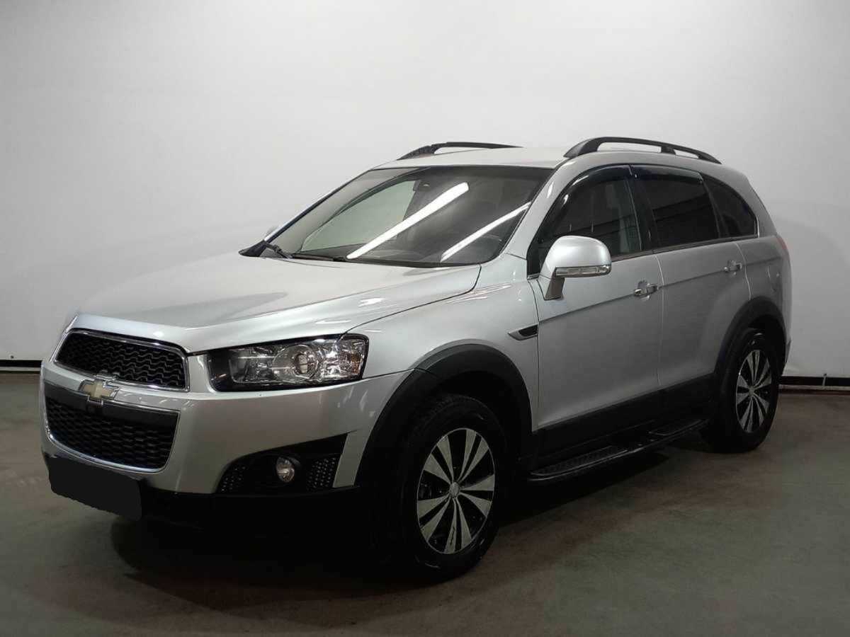 Chevrolet Captiva 2012 года с пробегом. Посмотреть фото