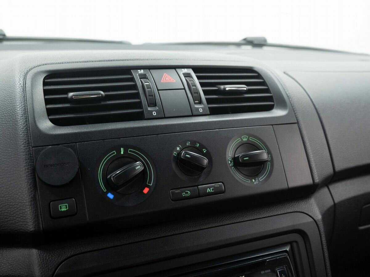 Skoda Fabia 2013 года с пробегом. Фото: #17