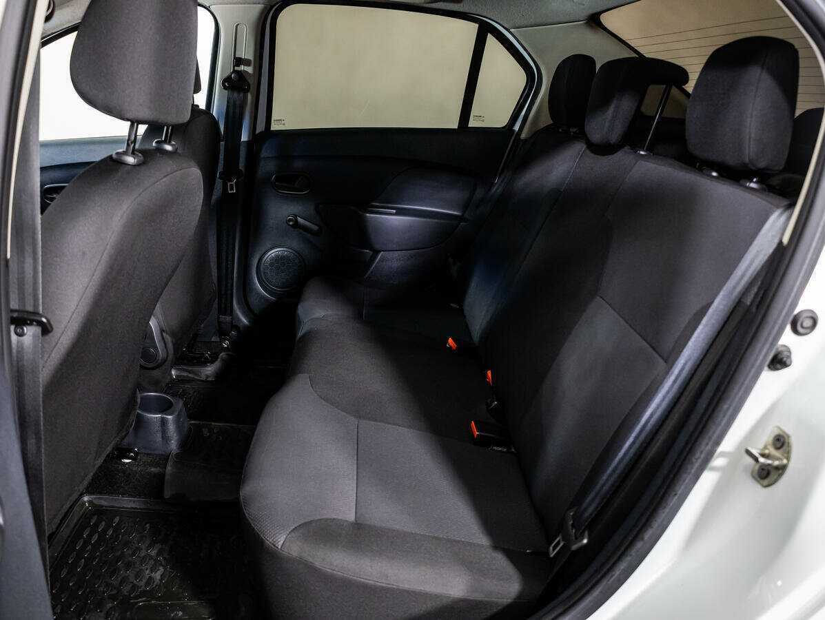 Renault Logan 2019 года с пробегом. Фото: #9