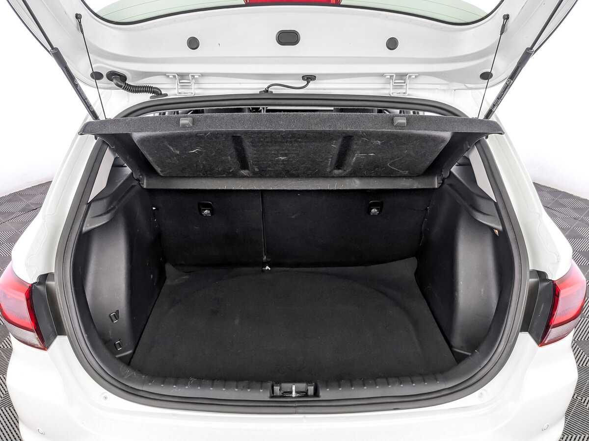 Kia Rio 2019 года с пробегом. Фото: #9