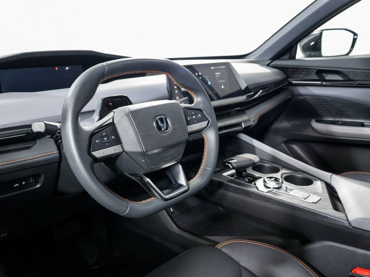 Changan UNI-V 2023 года с пробегом. Фото: #13