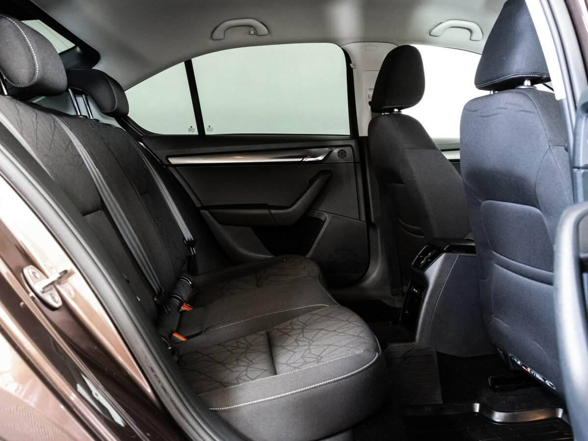 Skoda Octavia 2018 года с пробегом. Фото: #16