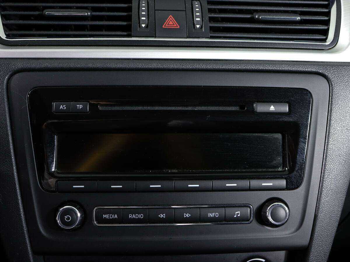 Skoda Rapid 2014 года с пробегом. Фото: #18