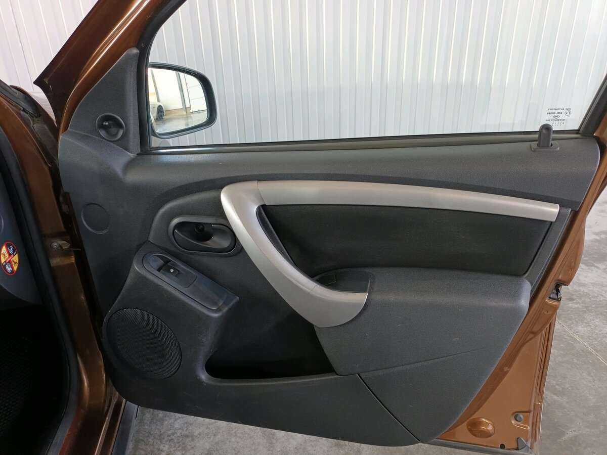 Renault Duster 2012 года с пробегом. Фото: #17