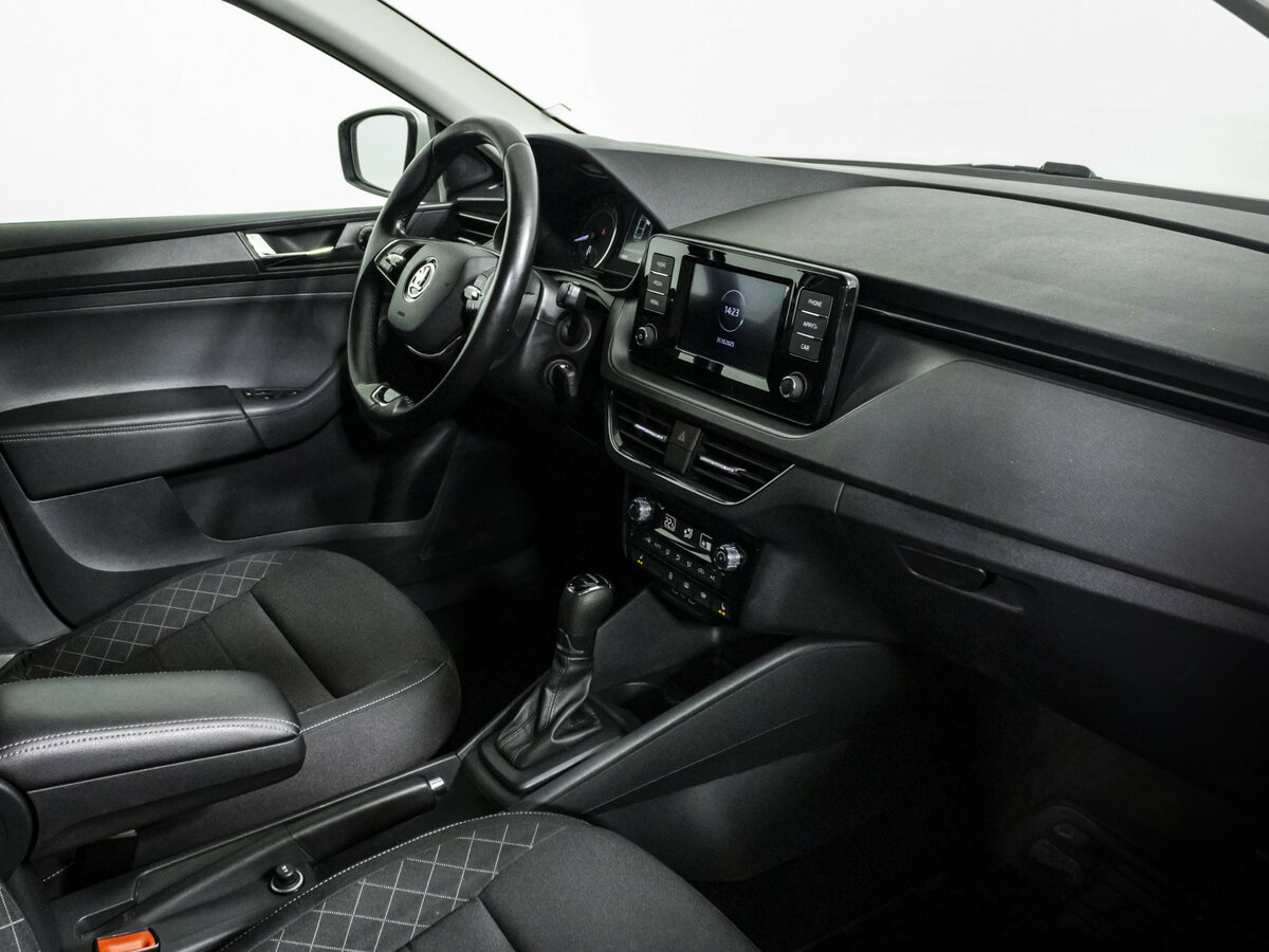Skoda Rapid 2021 года с пробегом. Фото: #6