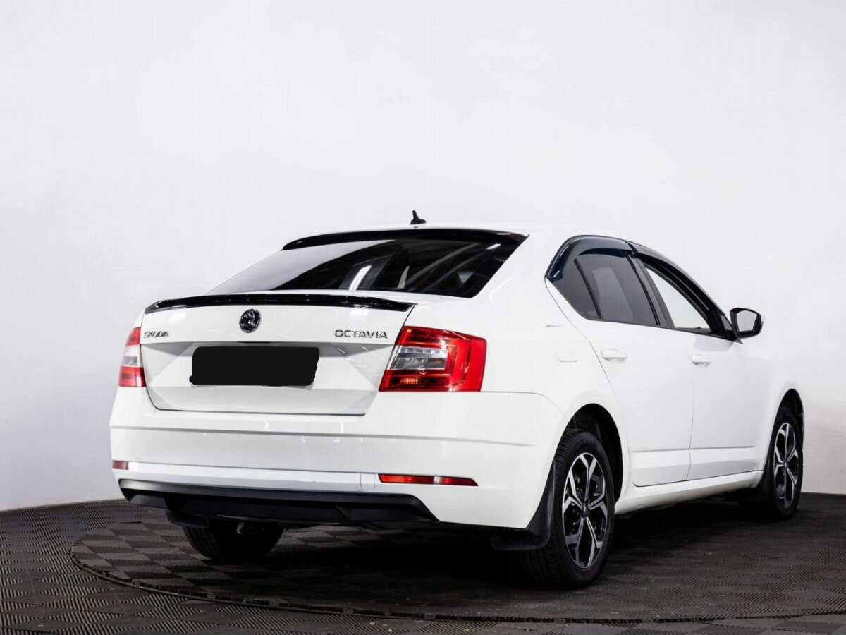 Skoda Octavia 2018 года с пробегом. Фото: #5
