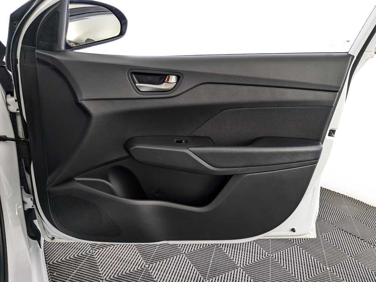 Hyundai Solaris 2019 года с пробегом. Фото: #20