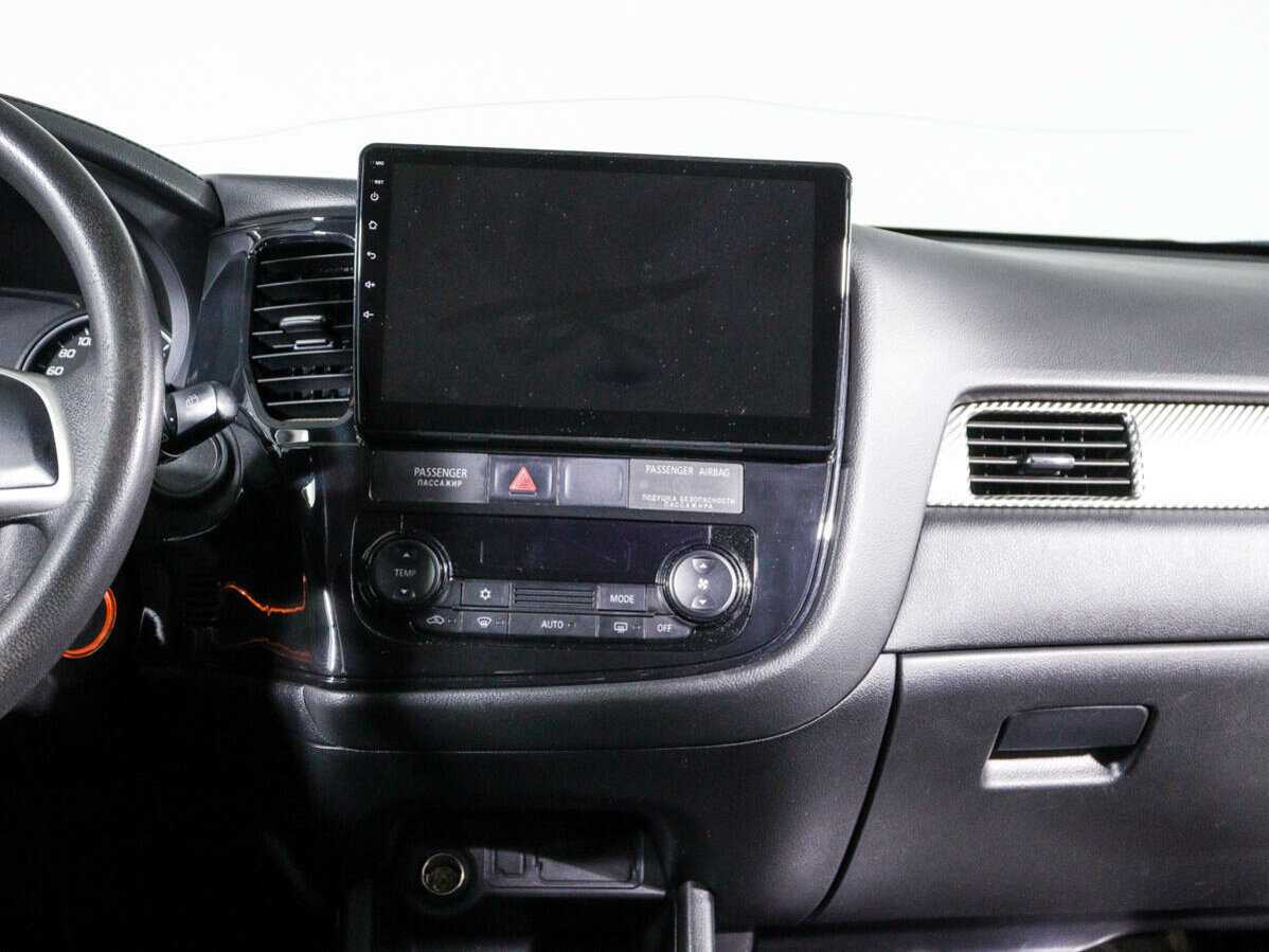 Mitsubishi Outlander 2015 года с пробегом. Фото: #10